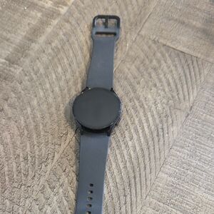 Samsung Galaxy Watch 6 Black Smartwatch, Includes Magnetic Charger